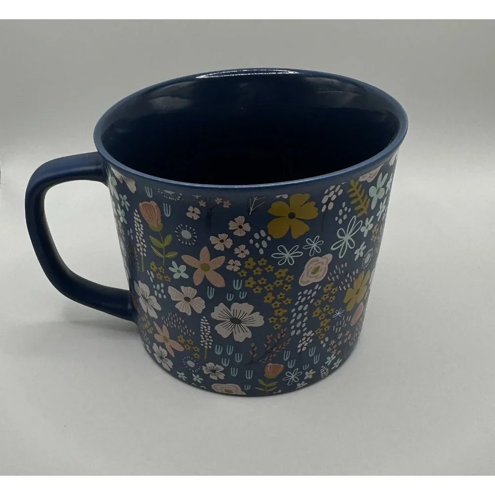 Primo Designs Blue Floral Coffee Tea‎ Mug, Vintage Flower Bouquet